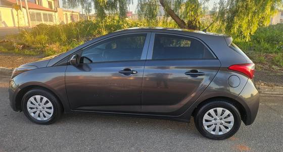 HYUNDAI HB20 1.0 COMFORT 12V FLEX 4P MANUAL